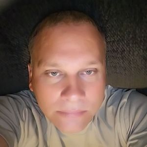 Meet your Posher, Marshall